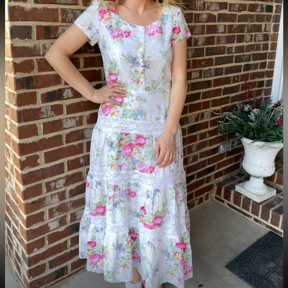 floral print  spring dress 

midi dress 6